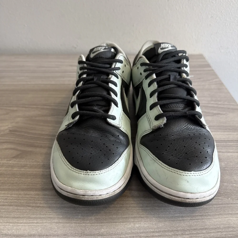 Nike Dunk Low Retro PRM FZ1670-001 Dk Smoke Grey / Barely Green Men's Size 11.5